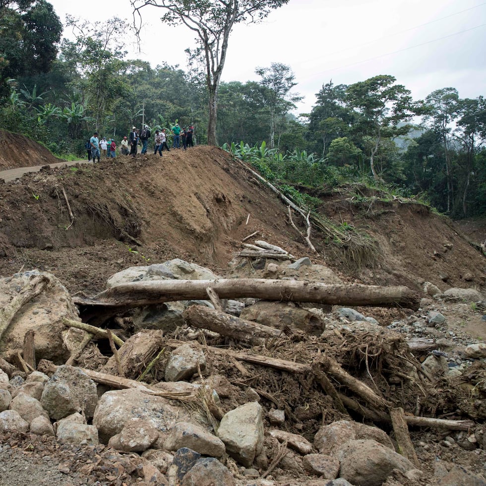 Como la historia suele ser a veces una serpiente que se enrosca para morderse la cola, aquella vieja historia del oro que dejaba socavones tanto en la tierra como en los pulmones de los mineros que morían de tisis, se repite con creces en Nicaragua, escribe Sergio Ramírez