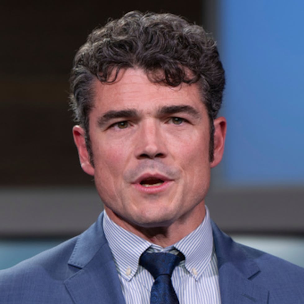 Joe Kent, el exdirector de contraterrorismo negó el viernes las acusaciones de que compartió indebidamente información clasificada.