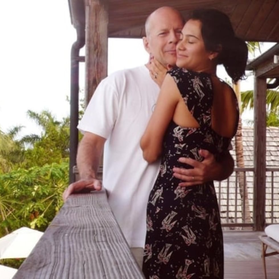 Emma Heming, a la derecha, junto a su esposo, Bruce Willis.