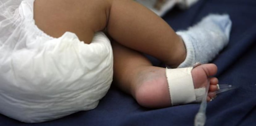 Los CDC recomiendan que todas las mujeres embarazadas se hagan la prueba de sífilis la primera vez que vean a un médico acerca de su embarazo. (EFE)