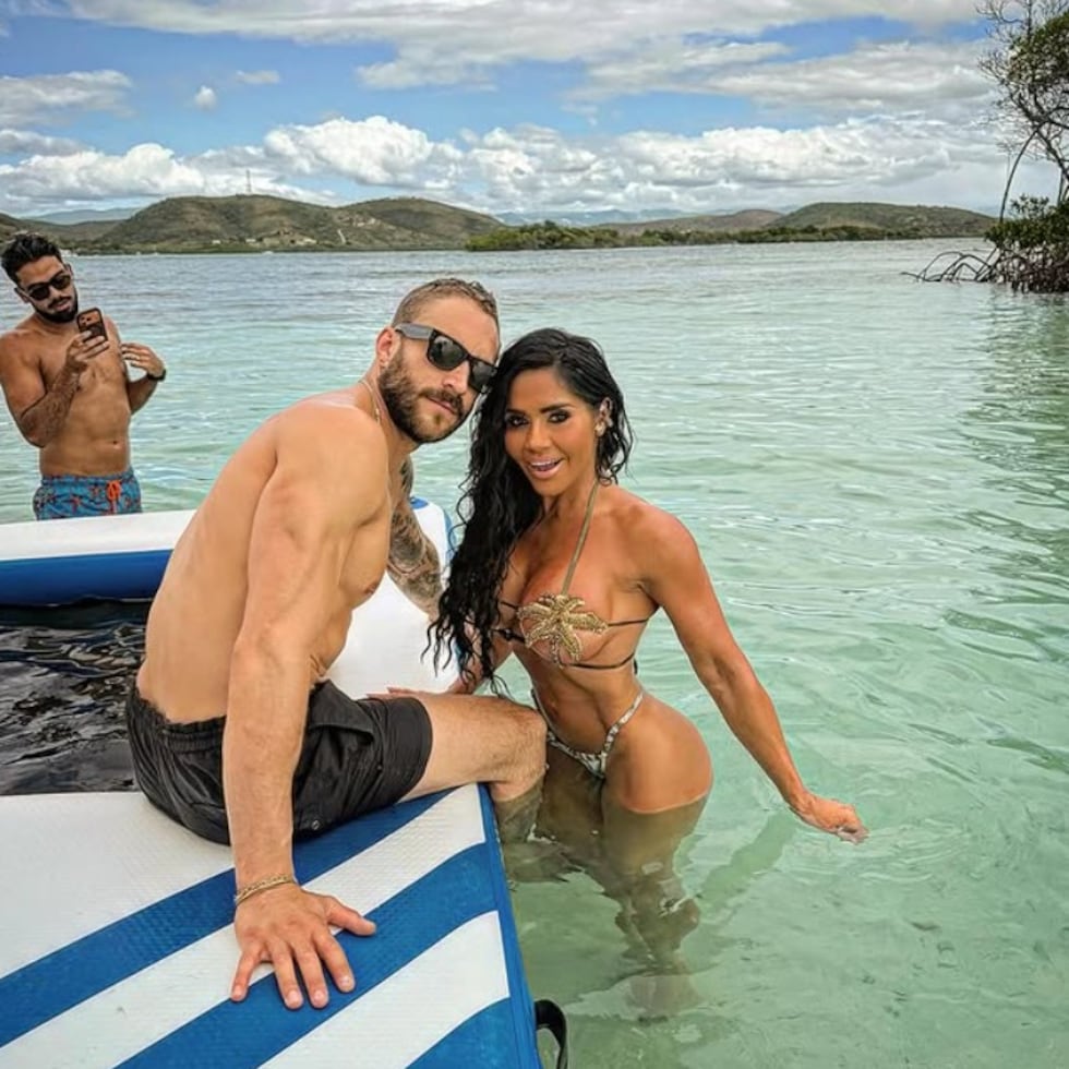 Roberto Romano y Maripily Rivera desde La Parguera.