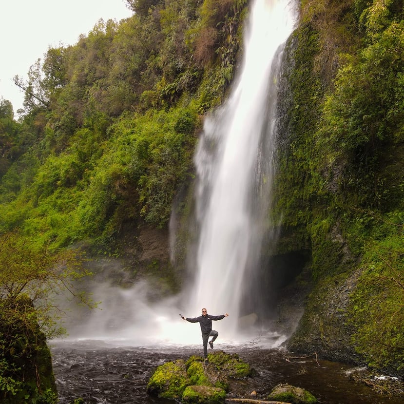 Backpackingluis en la isla de Chiloé en Chile.