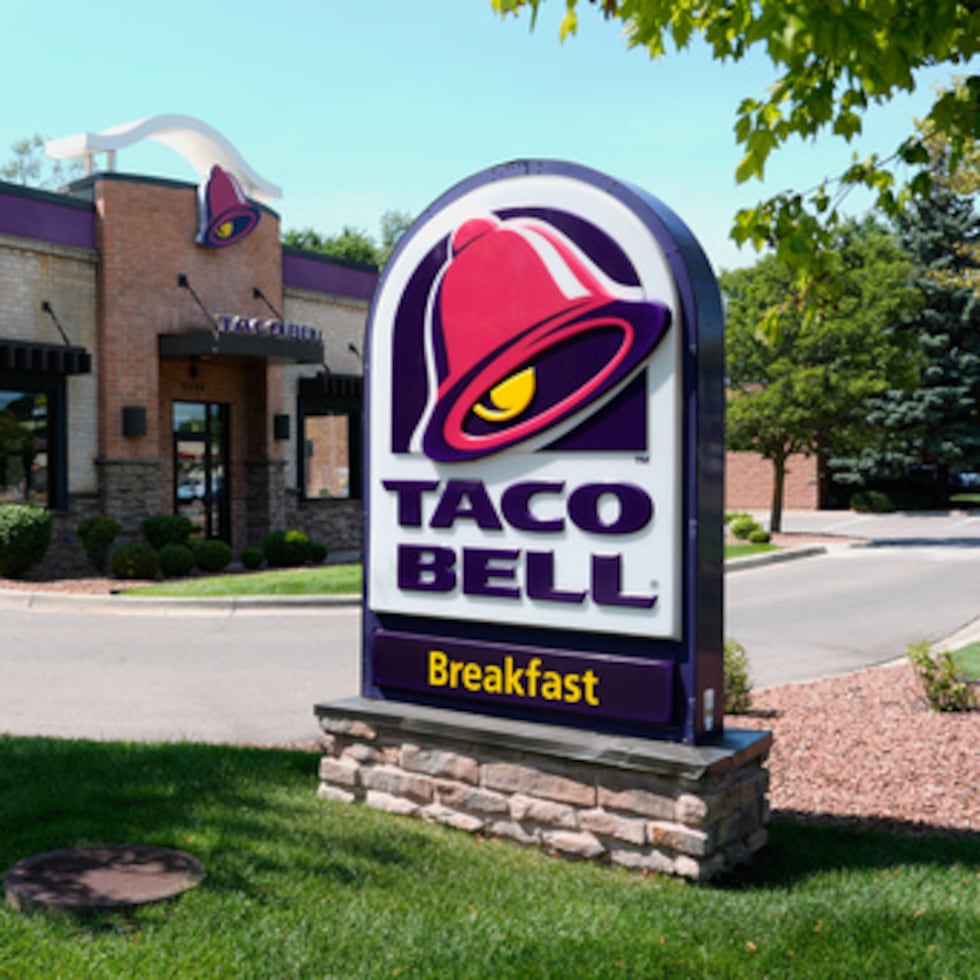 Los Centros para el Control y la Prevención de Enfermedades advirtieron el jueves por la noche a los consumidores que no consumieran lechuga iceberg troceada de los restaurantes Taco Bell de Indiana, Kentucky, Míchigan, Ohio y Virginia Occidental.