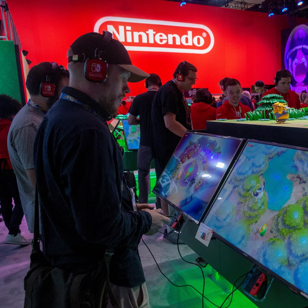 Isaac Lapidus, de 34 años, vendió entre octubre de 2018 y septiembre de 2025 más de 200,000 bases de conexión para Nintendo Switch, 10,000 adaptadores de base para Switch y aproximadamente 15,705 accesorios falsificados de Pokémon Go Plus.