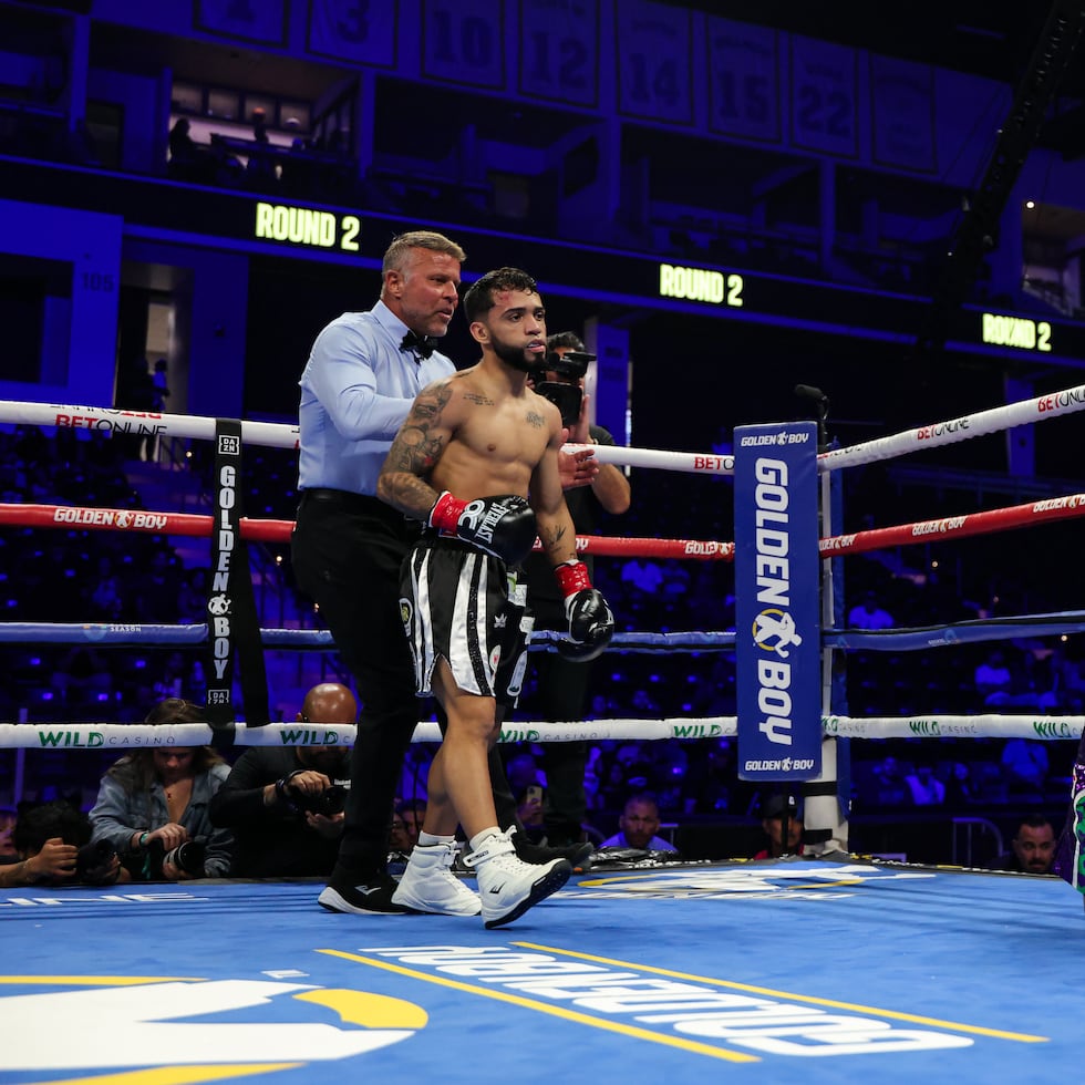 Oscar Collazo viene de vencer por nocaut técnico a Neider Valdez Aguilar en apenas dos asaltos.