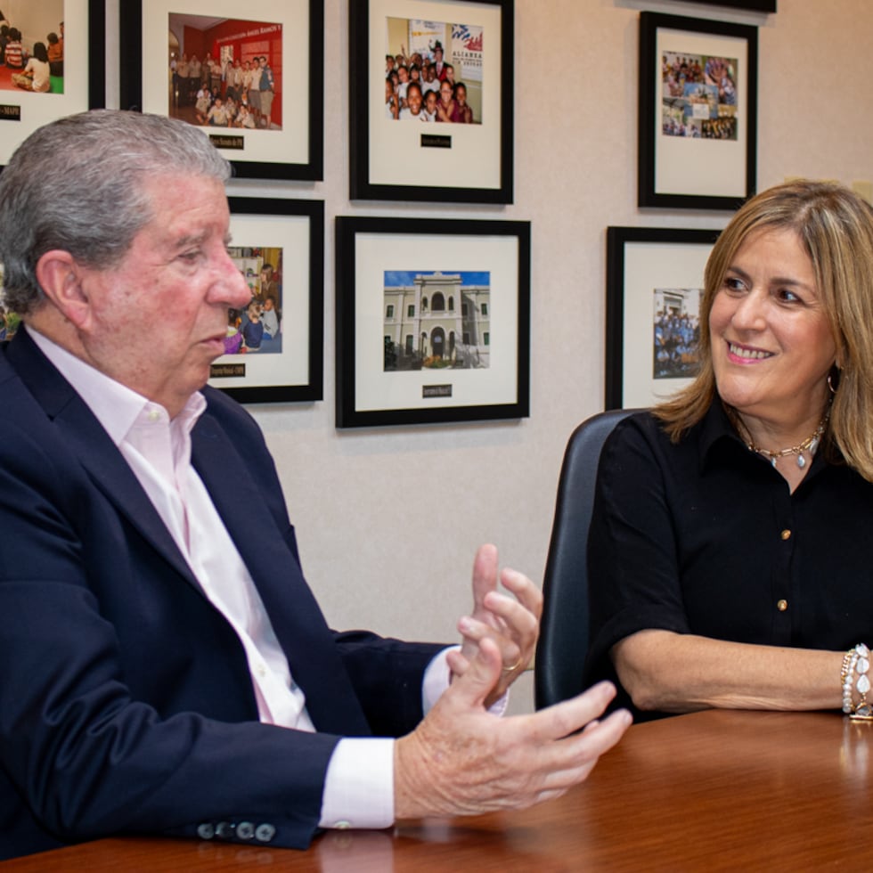 El presidente y la directora ejecutiva de la Fundación Ángel Ramos, Roberto Santa María y Laura López Torres, comparten detalles de la edición de este año del Premio Tina Hills y las preocupaciones de las entidades finalistas.