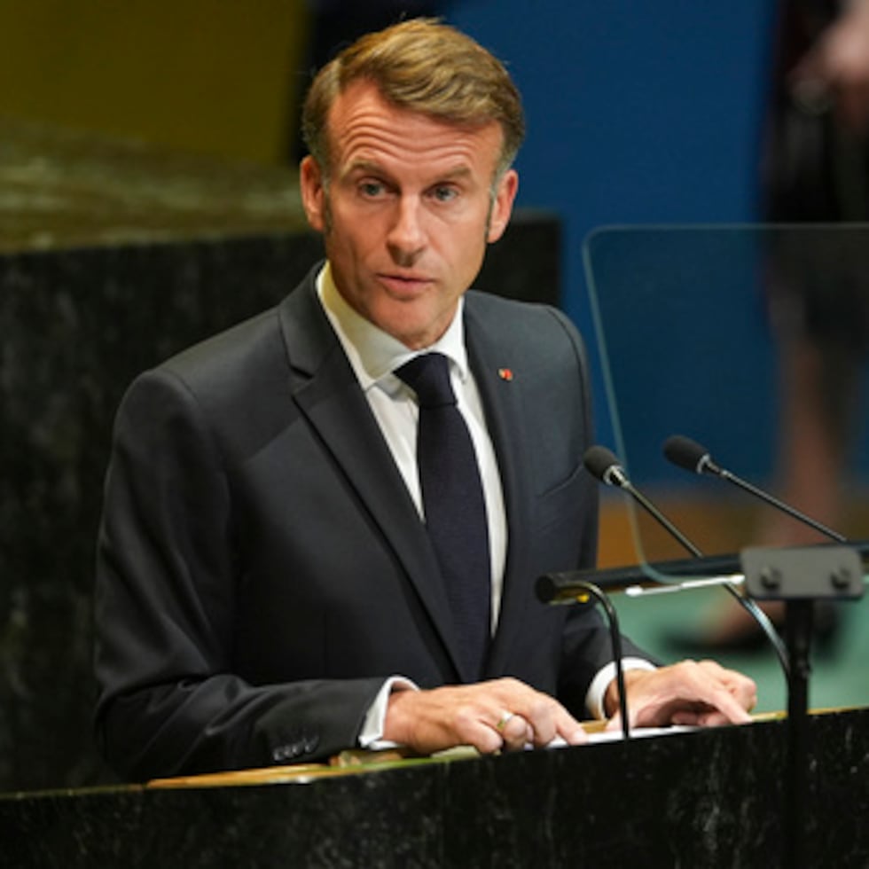 Macron impulsa solución de dos estados en la ONU.