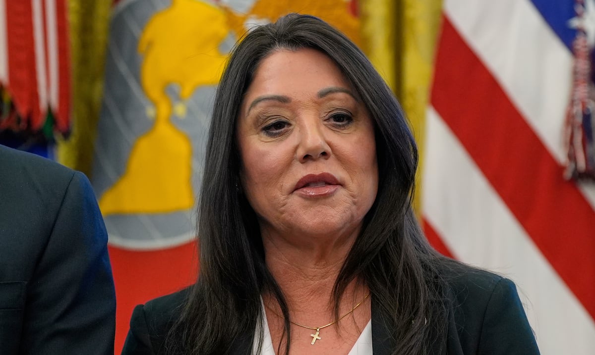 Secretaria del Trabajo, Lori Chavez-DeRemer, deja el gabinete de Trump tras acusaciones de abuso de poder