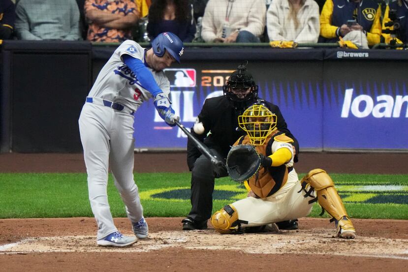 El cuadrangular solitario de Freddie Freeman en la sexta entrada le dio ventaja 1-0 a los Dodgers.