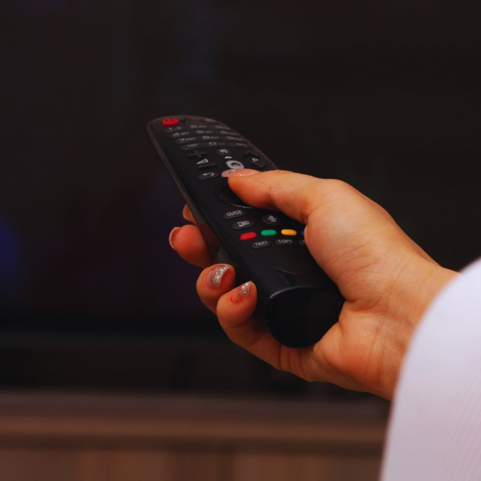 Los principales canales de la isla implementan sus estrategias para retener a una audiencia cada vez más exigente.