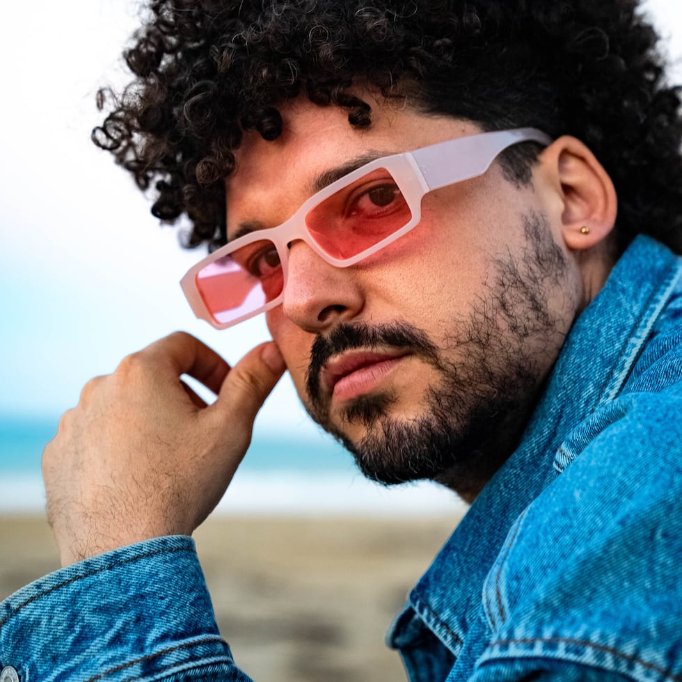 El cantante PJ Sin Suela.