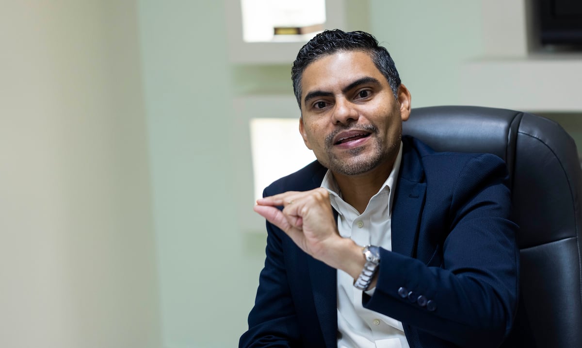 Ética Gubernamental enfrenta cantidad “inusual” de pesquisas activas contra funcionarios de alto perfil