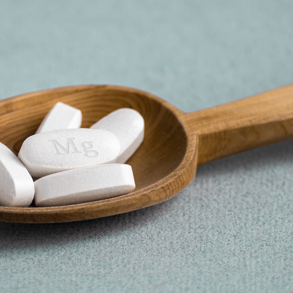 En caso de no querer hacer la ingesta de magnesio mediante suplementos, este puede ser obtenido de los alimentos.