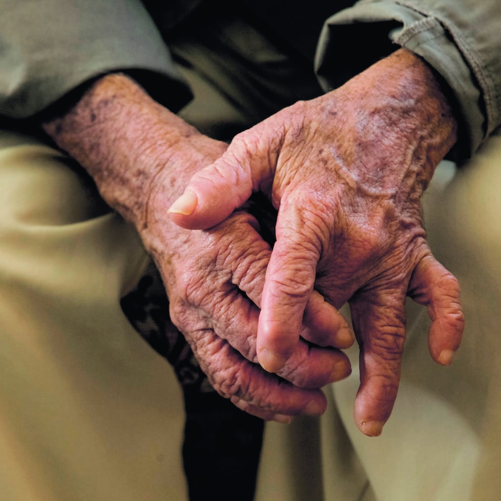 El informe de gastos se debe rendir ante la Junta de Retiro no más tarde del 31 de enero de cada año.