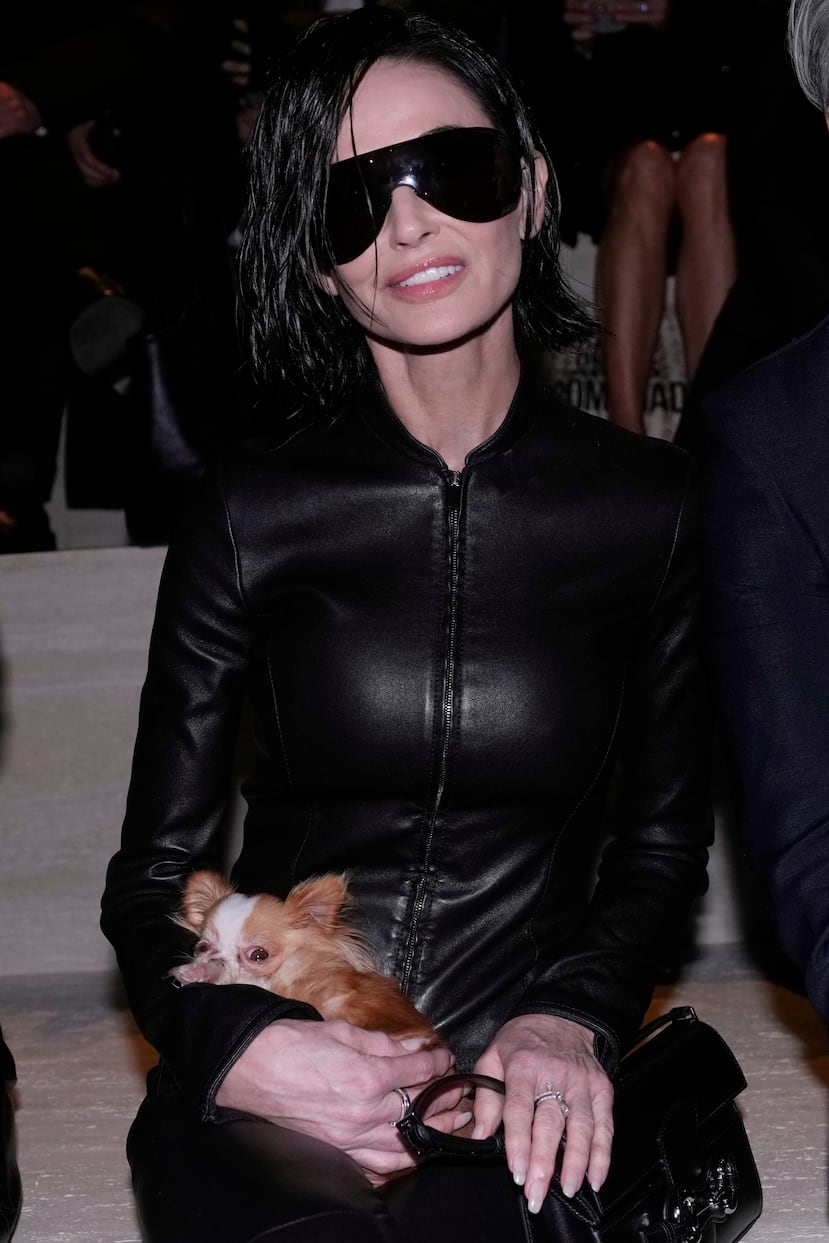 Demi Moore asistió al desfile de la colección Gucci Otoño/Invierno 2026-2027 para hombre y mujer, presentada en Milán