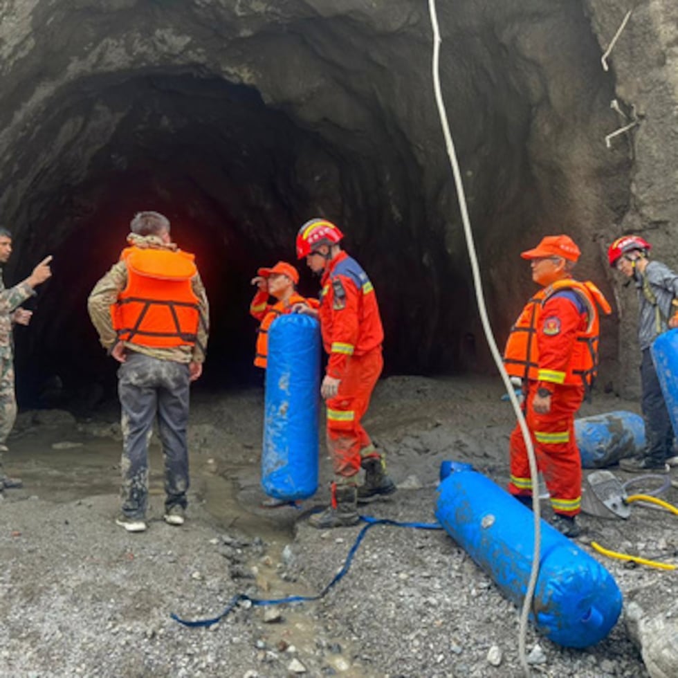 Nepal tiene más de un siglo de experiencia en la construcción de túneles, pero sigue estando mal preparado para rescates complejos en ese tipo de infraestructura.