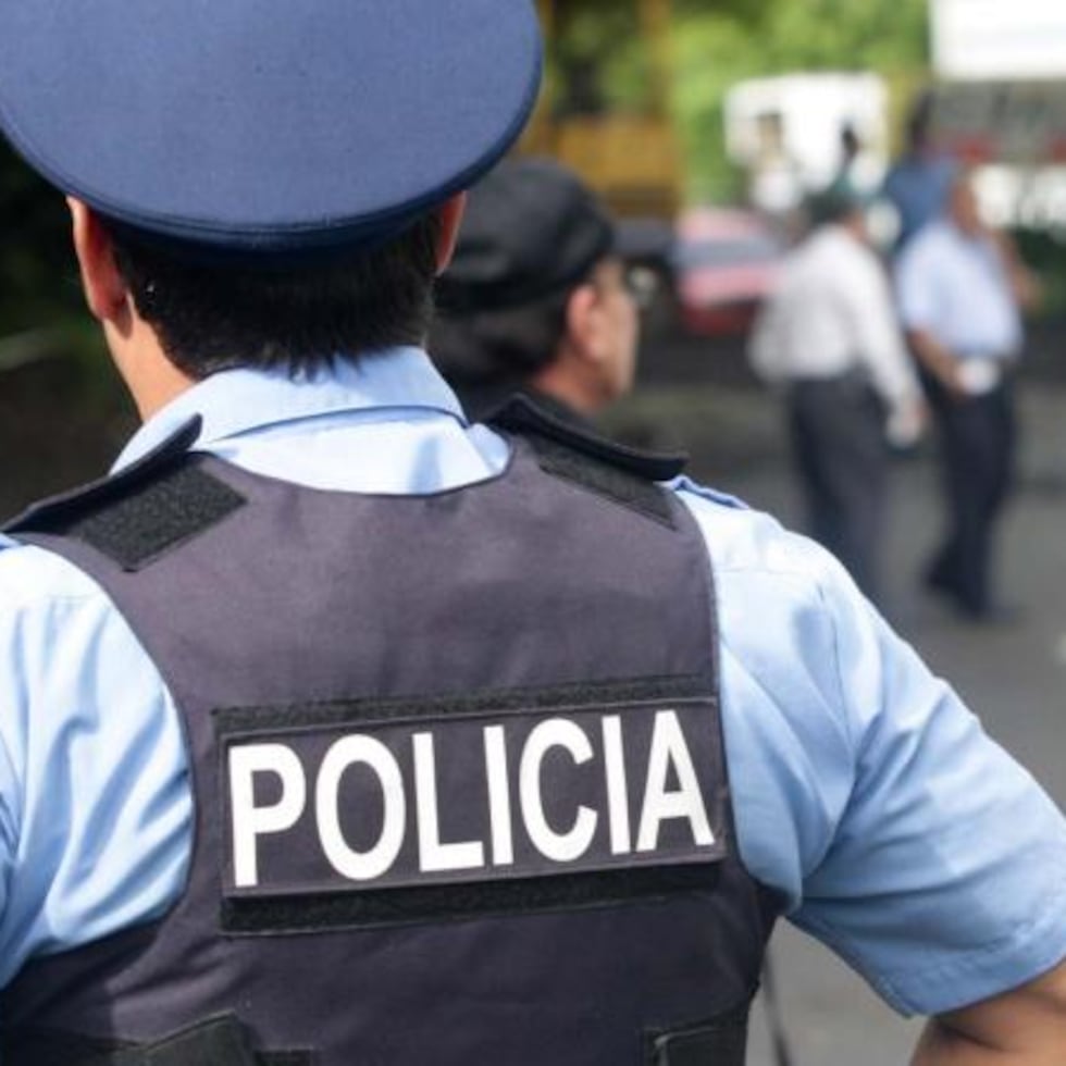 Agentes de la Policía de un cuartel cercano en Quebradillas respondieron tras una llamada al Sistema de Emergencias 9-1-1.