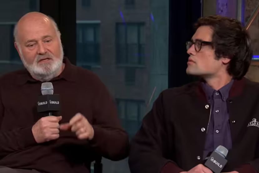 Rob Reiner al lado de su hijo Nick en la gira de prensa de la película Being Charlie, que se estrenó en 2016 y donde trabajaron juntos