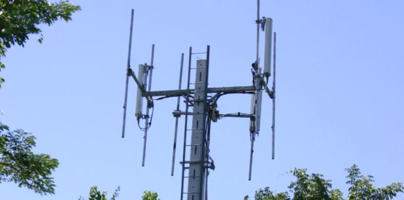 El crimen se reportó esta mañana en la antena de telefonía celular ubicado en la carretera 165 en el sector Mameyes del barrio Galateo. (Archivo)