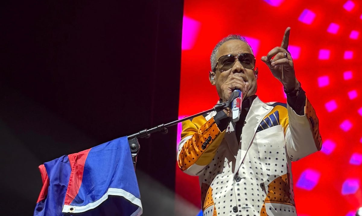 Héctor Acosta “el Torito” festejó estar recuperado del cáncer en su concierto en Puerto Rico