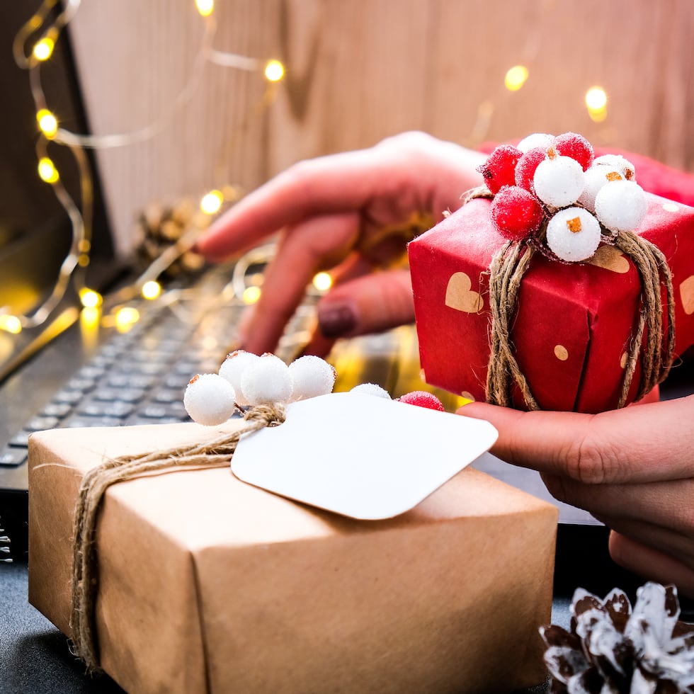 La temporada navideña representa una de las mayores oportunidades comerciales del año para las pequeñas y medianas empresas (pymes), apunta Aponte.