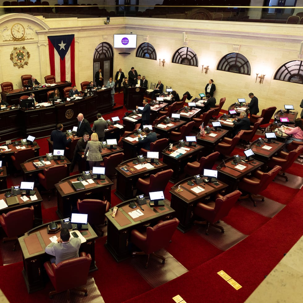 Durante la sesión, la mayoría legislativa validó siete nombramientos presentados por la gobernadora Jenniffer González, con excepción de la designación de la licenciada Gina Patricia García Ortiz, como fiscal auxiliar I del Departamento de Justicia.