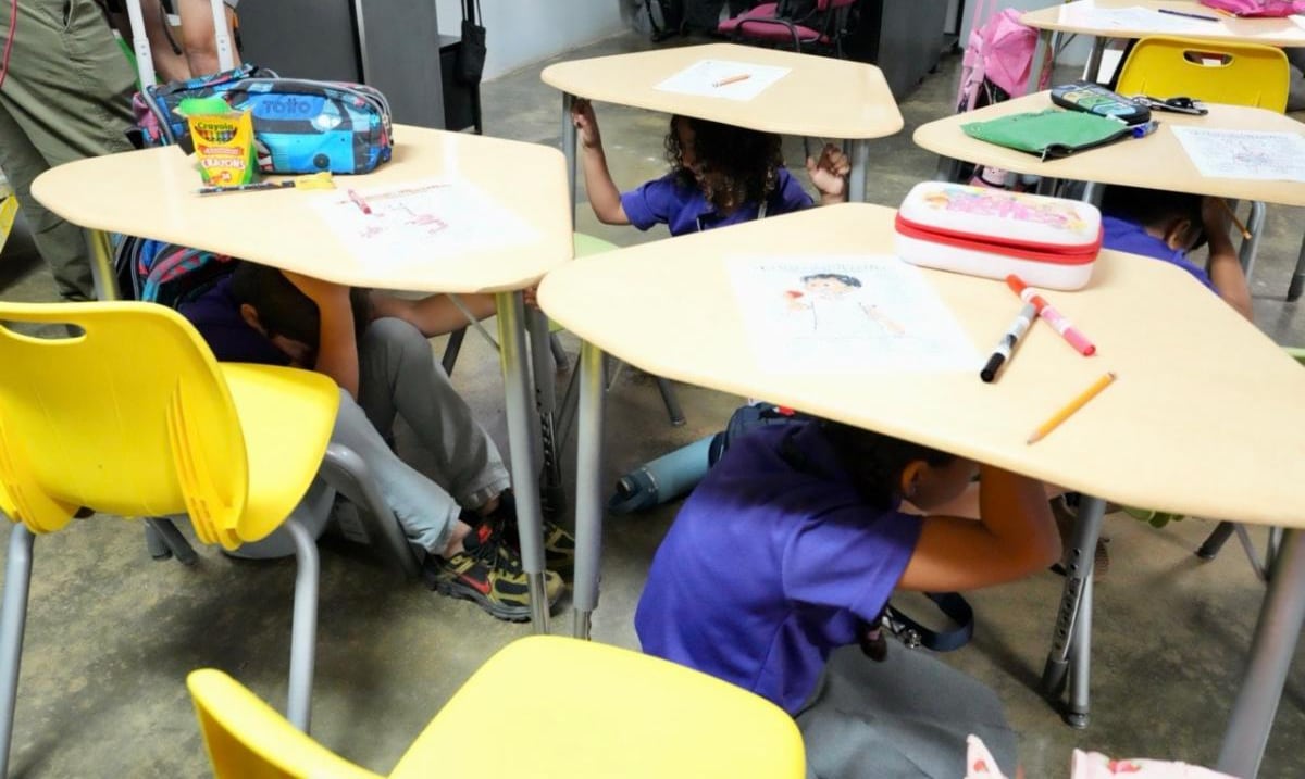 Educación estrena sistema de alertas de emergencias en 836 escuelas públicas