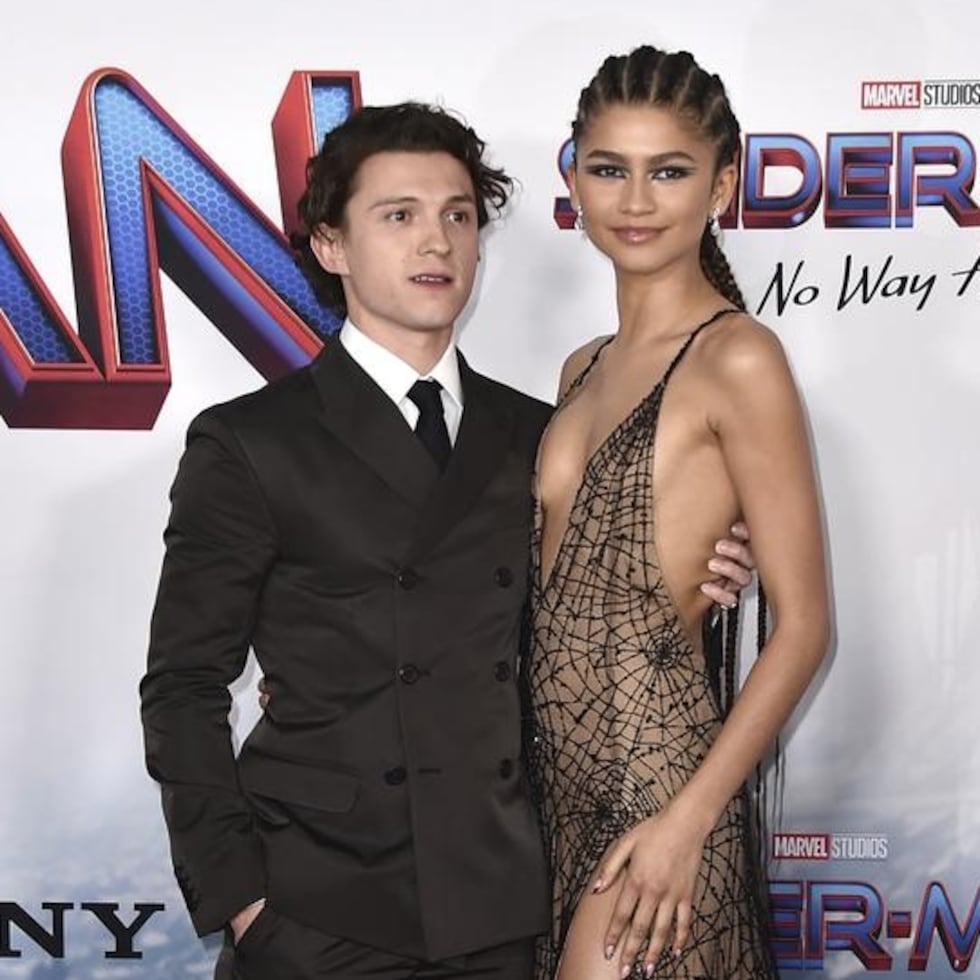 Zendaya y Tom Holland, quienes han protagonizado juntos las dos más recientes cintas de "Spider-Man" y sostienen una relación sentimental en la vida real.