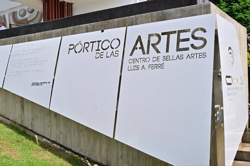 Detalle del Pórtico de las Artes en el Centro de Bellas Artes de Santurce.