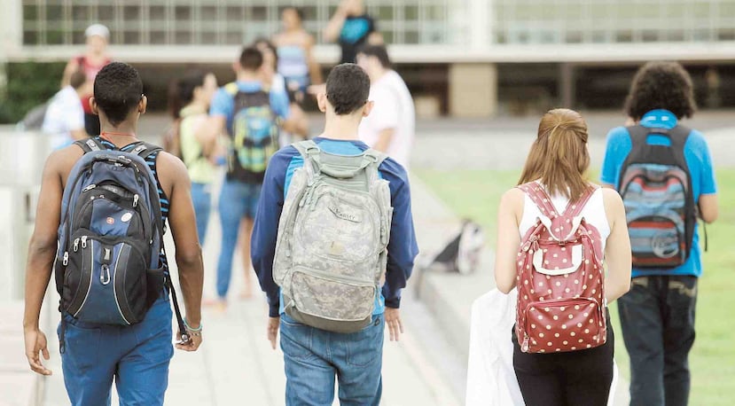 El programa busca jóvenes universitarios o recién graduados interesados en impulsar cambio social en sus campos de estudio y peritaje. (Archivo / GFR Media)