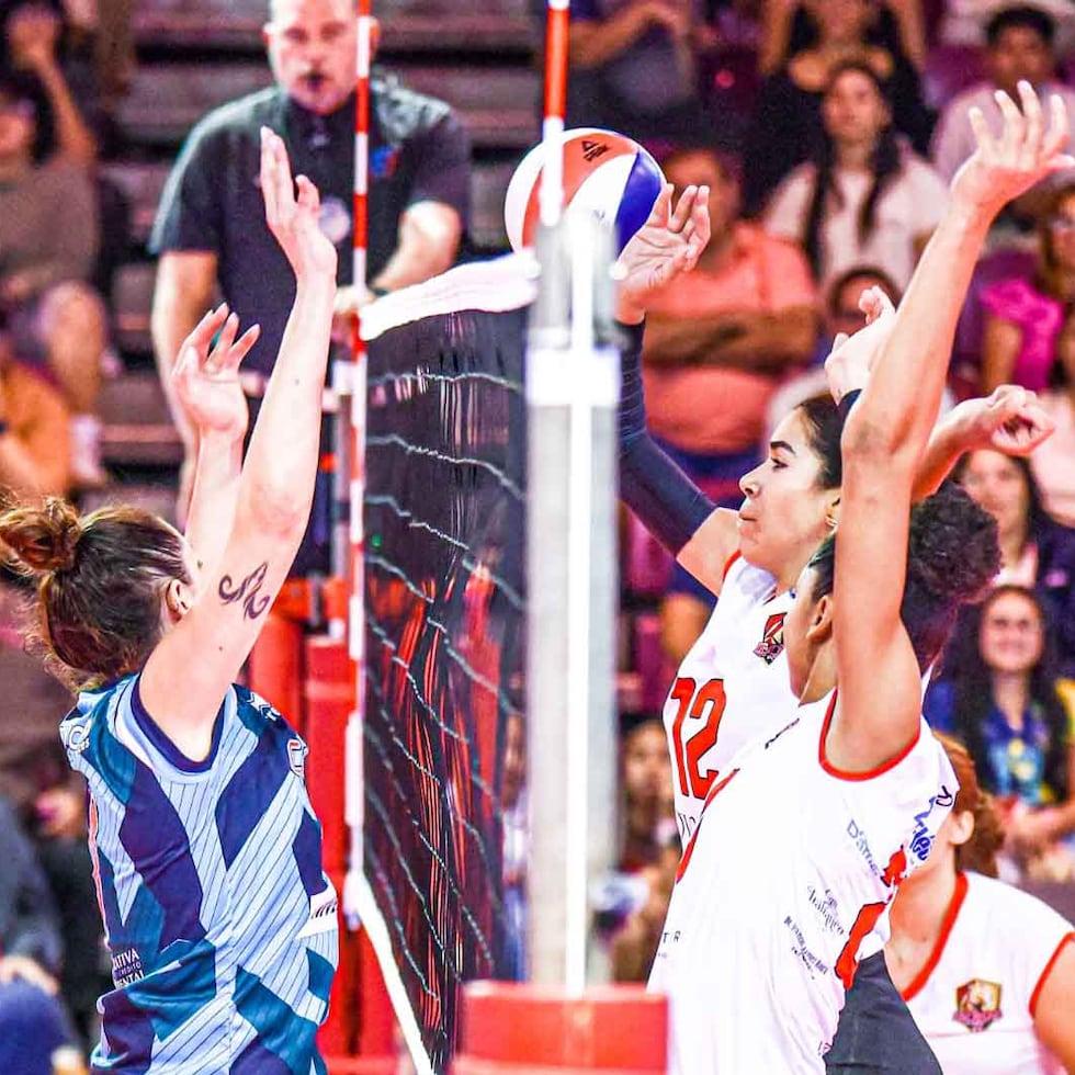Las Criollas se llevaron la victoria con marcadores de 25-18, 17-25, 25-23 y 25-23.