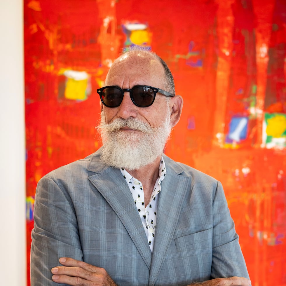 El artista plástico puertorriqueño Raimundo Figueroa es un artista plástico contemporáneo, cuya práctica pictórica se ha desarrollado a lo largo de más de cuatro décadas.