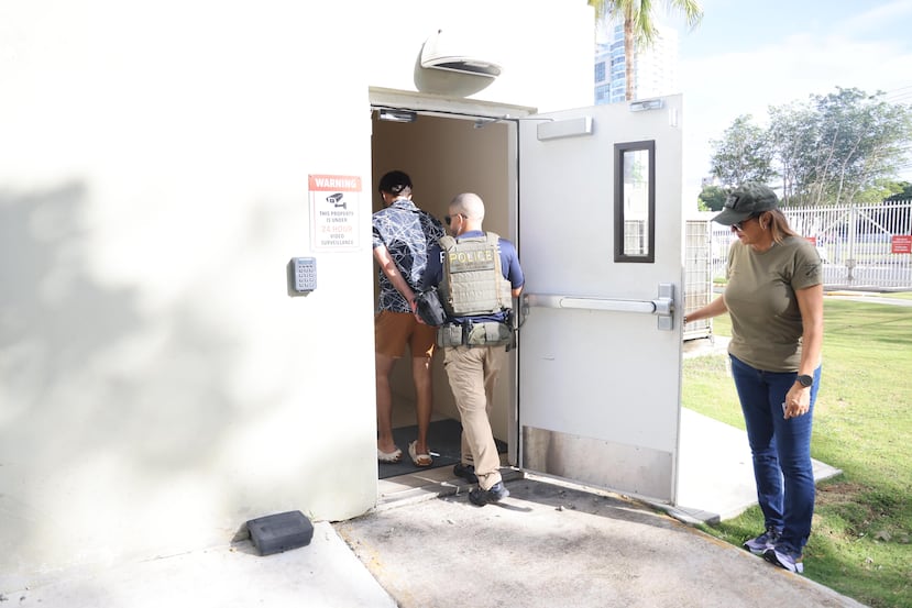 Agentes de HSI arrestan a una persona por cargos de explotación infantil.