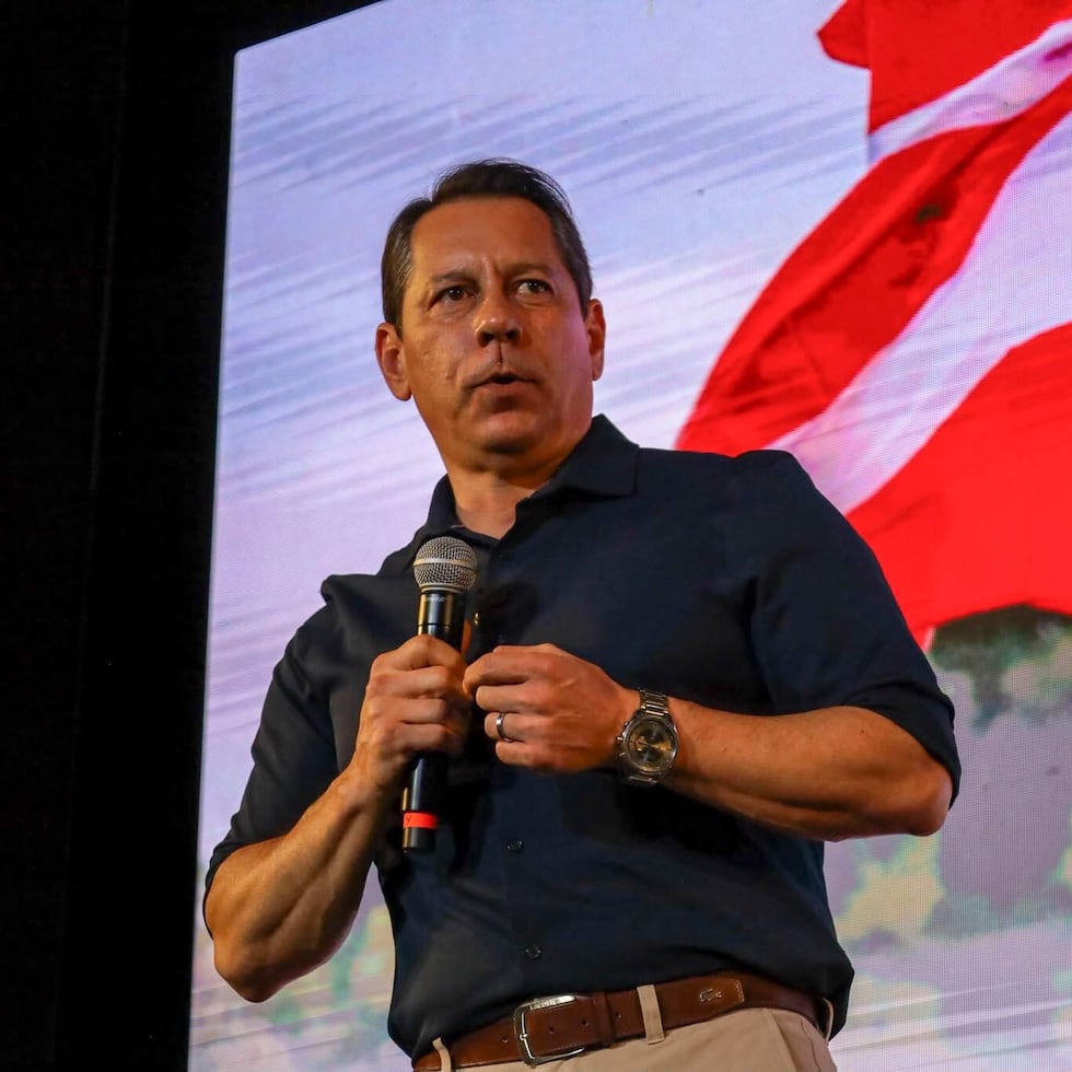 Dalmau was the keynote speaker at the event, which drew more than 1,500 PIP supporters to a hall where there were not enough chairs for everyone in attendance.