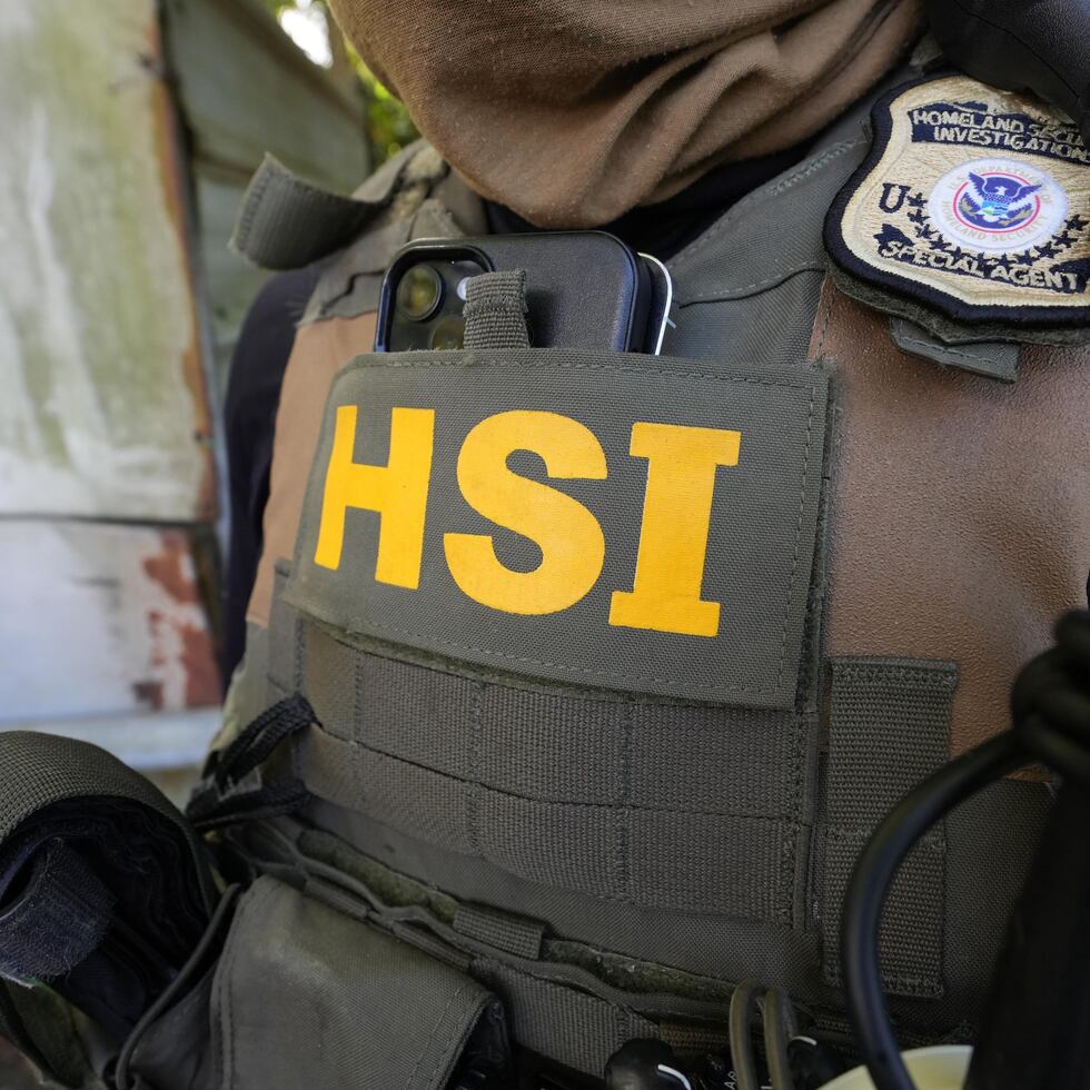 Fue arrestado por agentes de HSI.