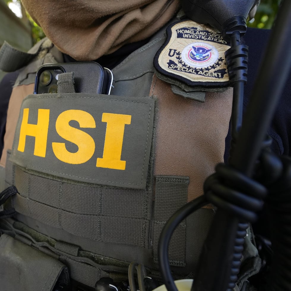 La política del Departamento de Seguridad Nacional está negando audiencias de fianza a personas detenidas por inmigración.