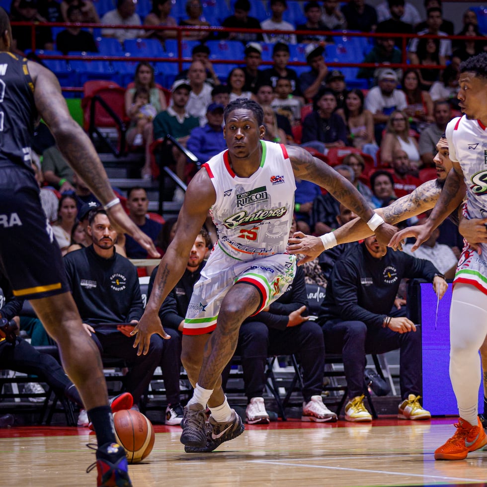 Los Santeros arrancaron la temporada con una victoria, mientras que los Capitanes colocaron su marca en 1-1.