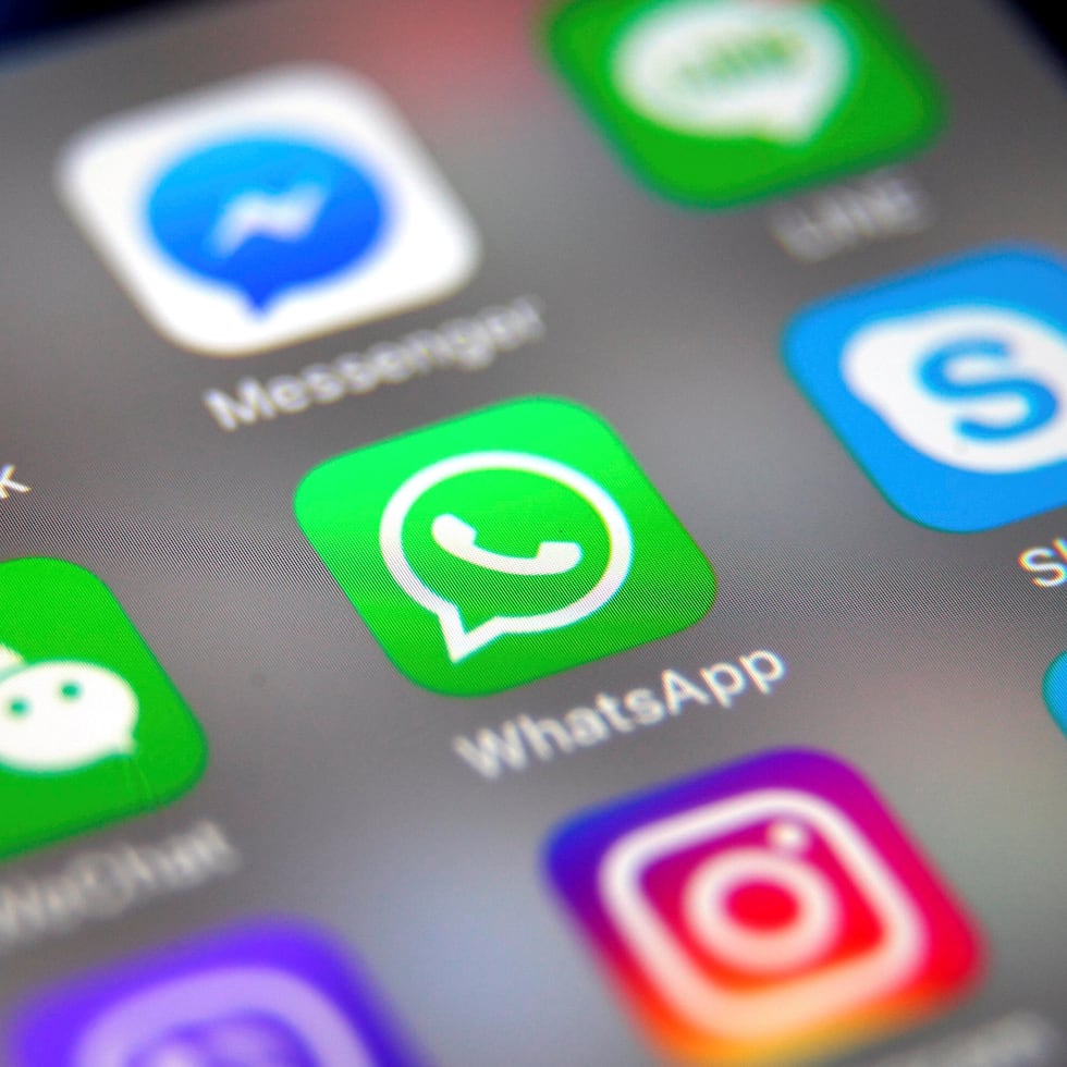 Se exploraron las emociones positivas y negativas de las personas que suben contenido a los estados de WhatsApp.