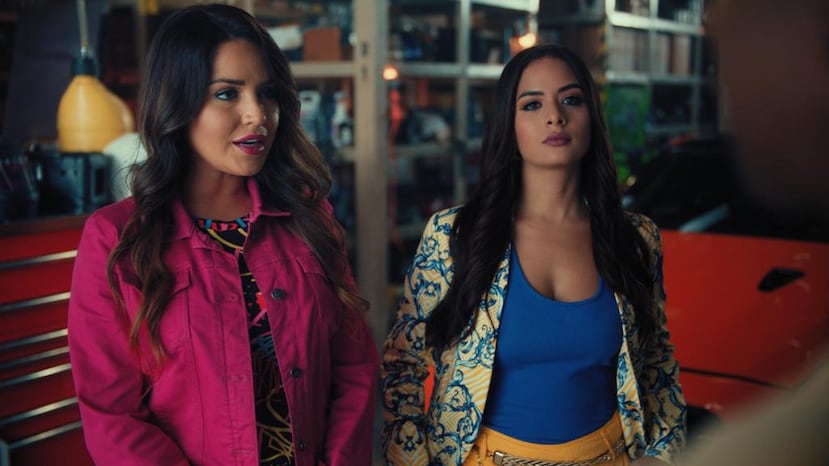 "Los mecanicos" cuenta con la actuación de Gredmarie Colón, a la izquierda, y de la reportera y modelo Lexamarie Matos, a la derecha.