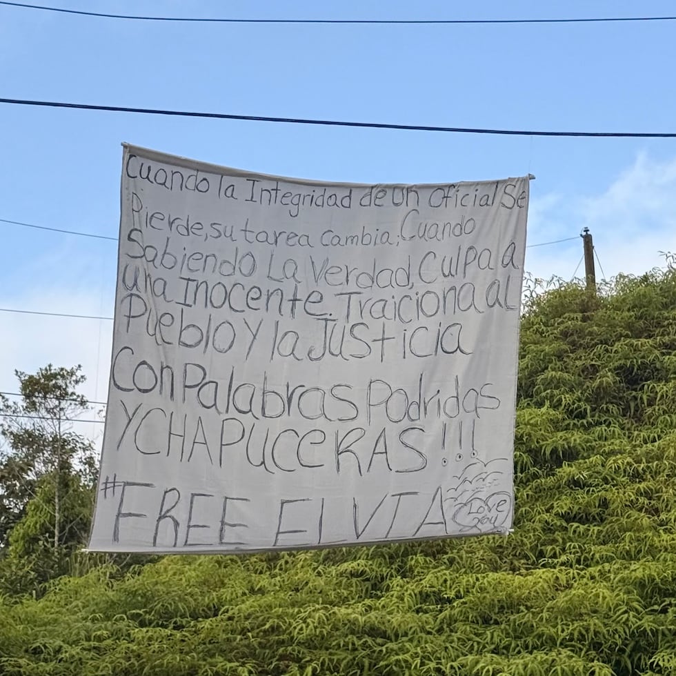 Otra sábana aparece en la ruta panorámica con mensaje alusivo al caso de Gabriela Nicole.
