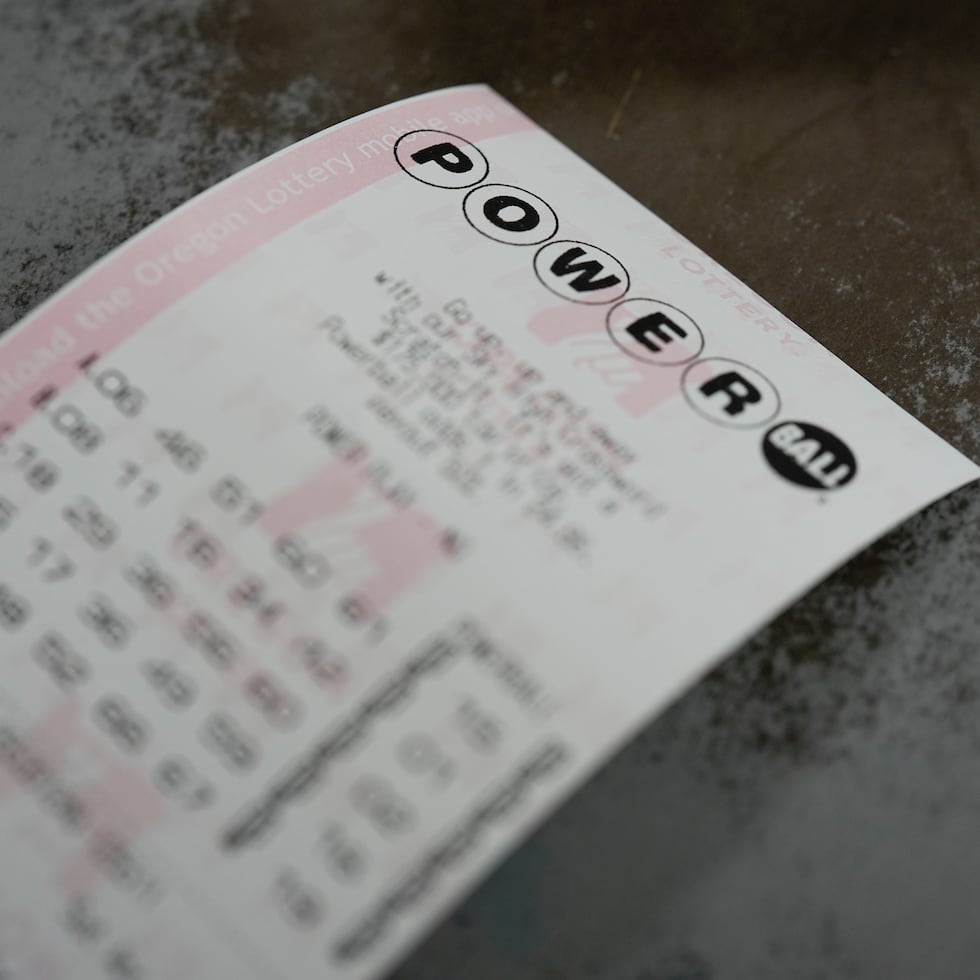 Los sorteos se celebran los lunes, miércoles y sábados, a las 10:59 p.m.