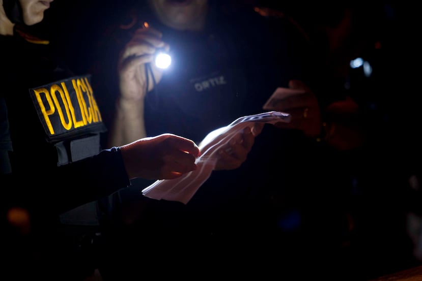 El joven presentaba más de 20 heridas de bala en la cabeza y el pecho. En la escena se encontraron casquillos de calibre .40, precisó el jefe del CIC. (Archivo / GFR Media)