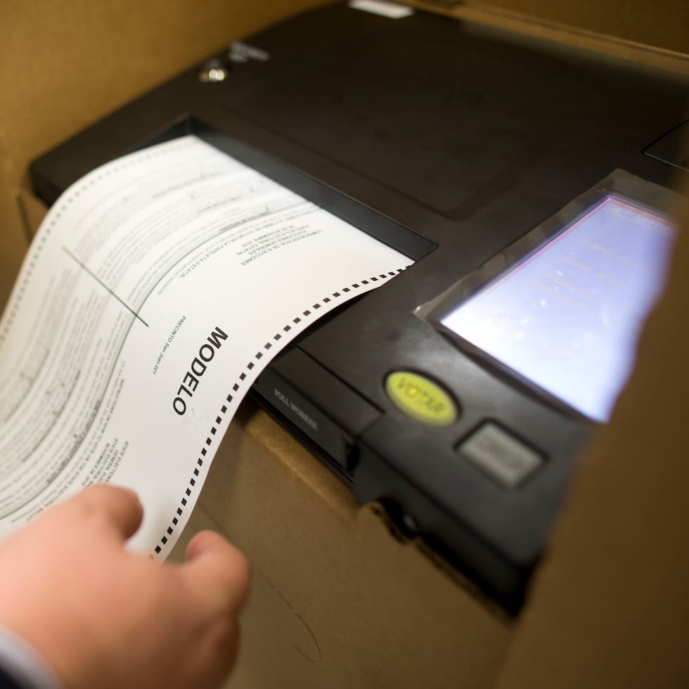 La CEE cuenta, al momento, con 6,073 máquinas de escrutinio electrónico que ya perdieron su vida útil, indicó el presidente Jorge Rivera Rueda.