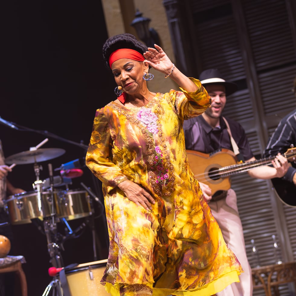 Las interpretaciones de Choco Orta, en la imagen, y Cherry Torres en "Buena Vista Social Club" se complementaron para retratar las distintas etapas de Omara y la evolución de una vida marcada por la música.