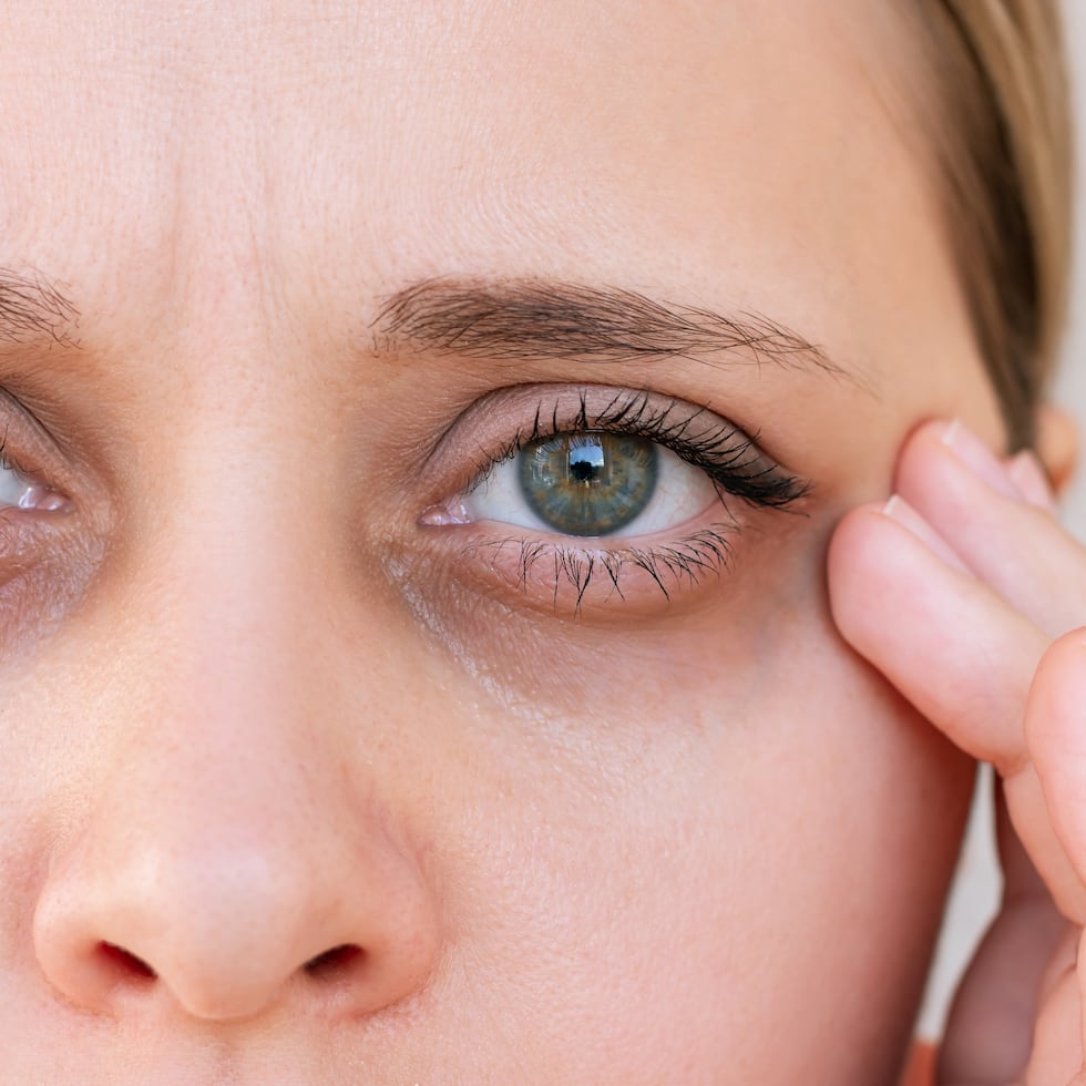 Los adultos deben dormir entre 7 y 8 horas por noche para mantener una buena salud.