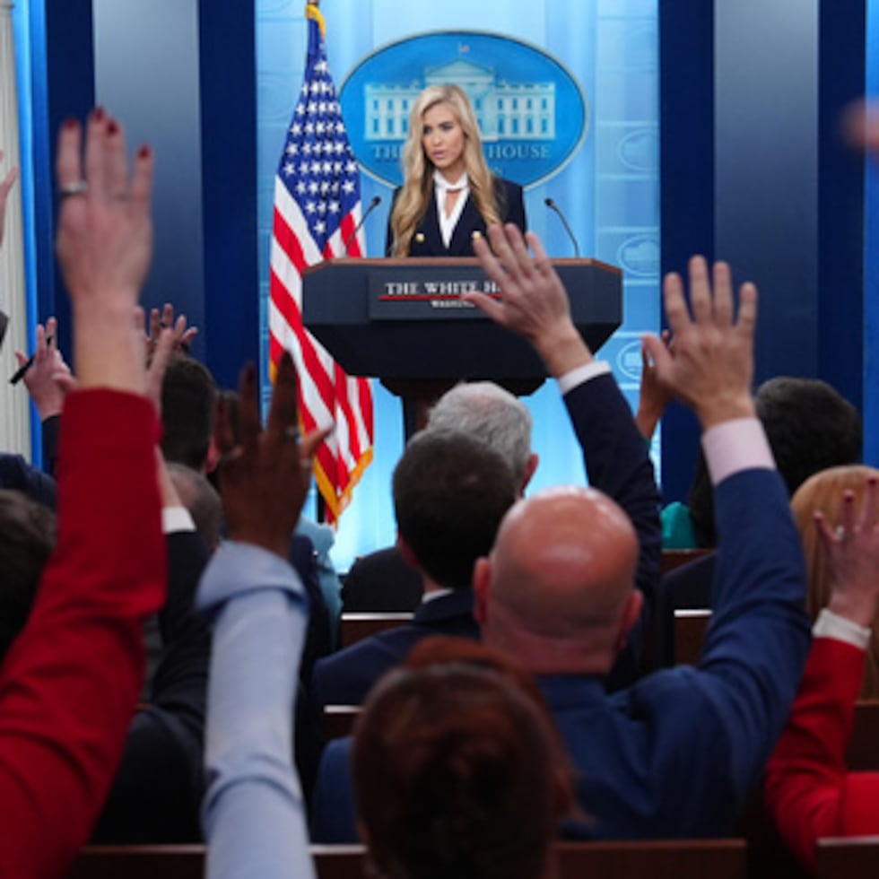 La secretaria de prensa de la Casa Blanca, Katie Zacharia.
