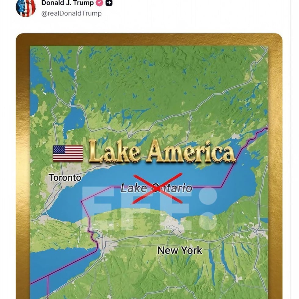 Captura de pantalla tomada de la cuenta oficial @realDonaldTrump de la red social Truth Social del presidente de los Estados Unidos, Donal Trump, que muestra un mapa con el nombre del 'Lago Ontario' tachado en rojo y cambiado por el de 'Lago América'.