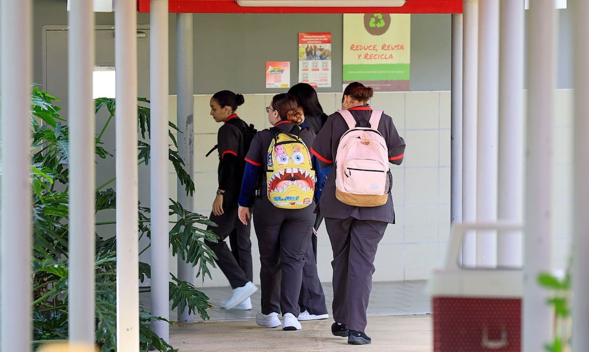 Gobierno federal propone cambios a la acreditación universitaria bajo escrutinio del sector