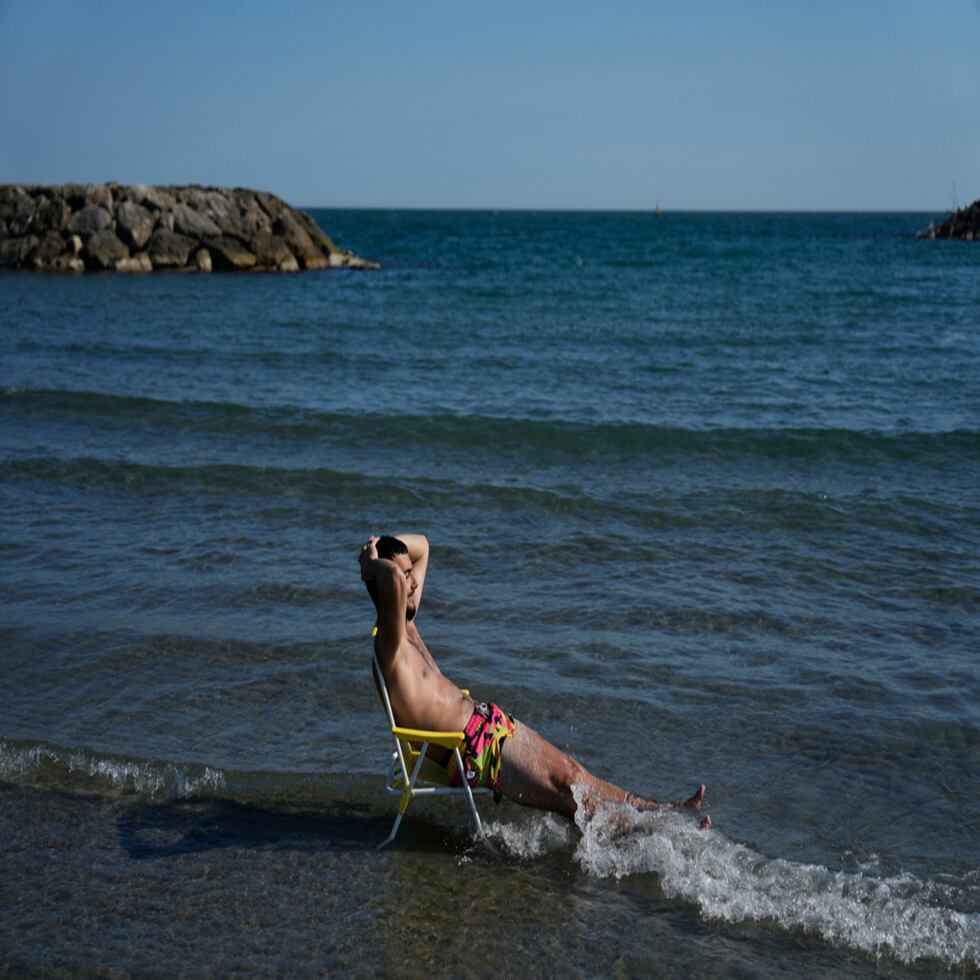 Dos muertos en las playas de Italia por la ola de calor extremo