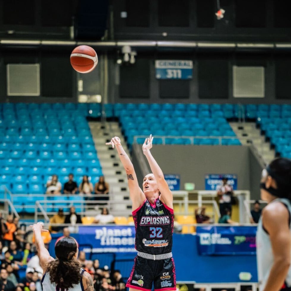 Leigha Brown, de las Explosivas de Moca.